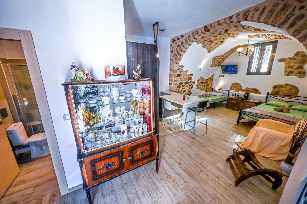 Καμάρα Χωριό Φοινίκι , Kamara Finiki Village Moláoi Exteriör bild